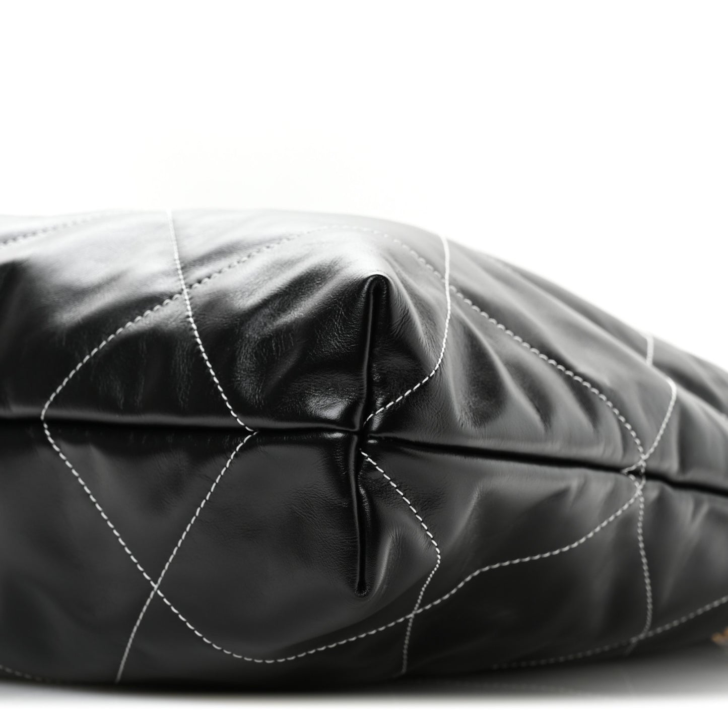 Shiny Calfskin Stitched Chanel 22 Black White