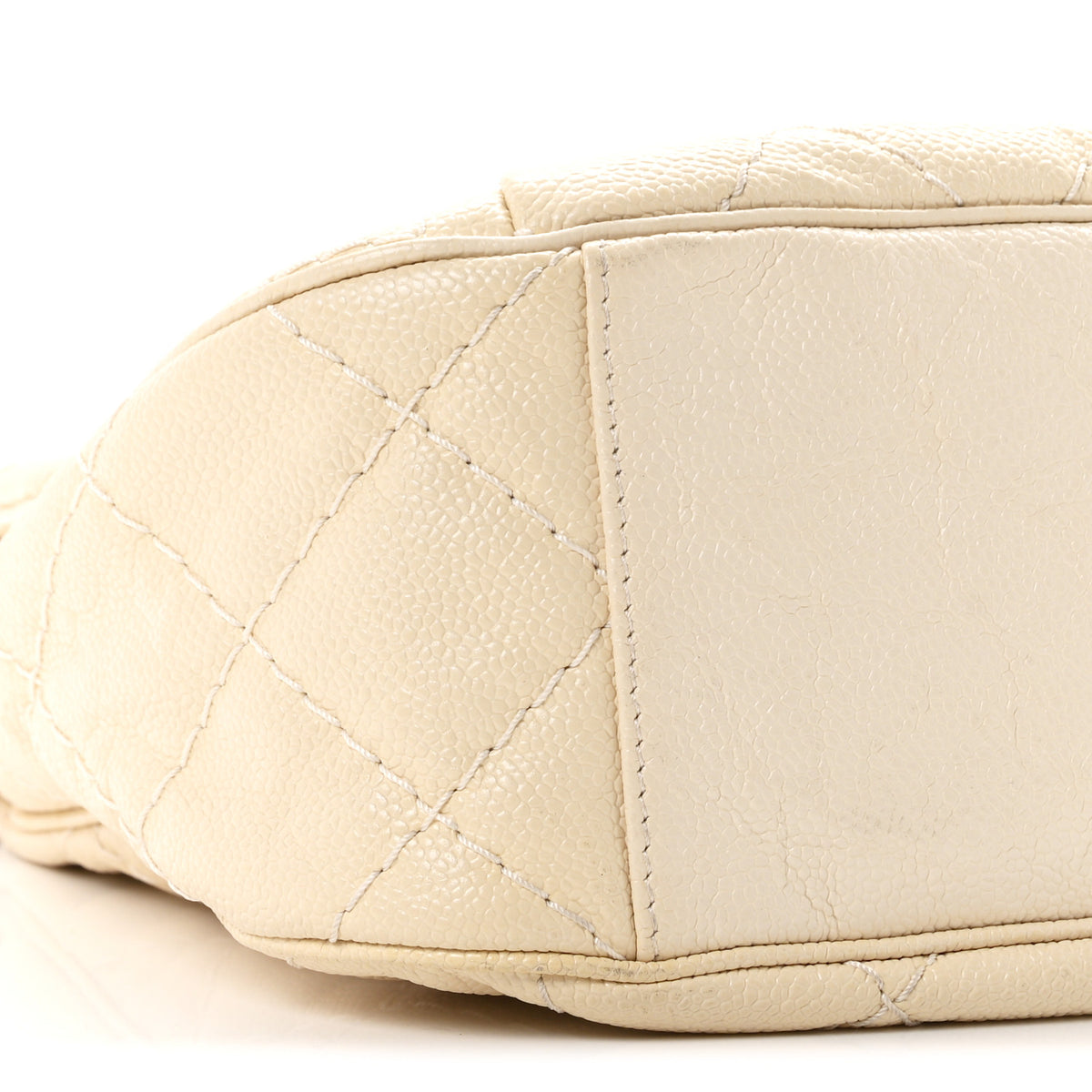 Chanel Crumpled Grained Calfskin Medium Coco Pleats Messenger Flap Dark White 9 of 10
