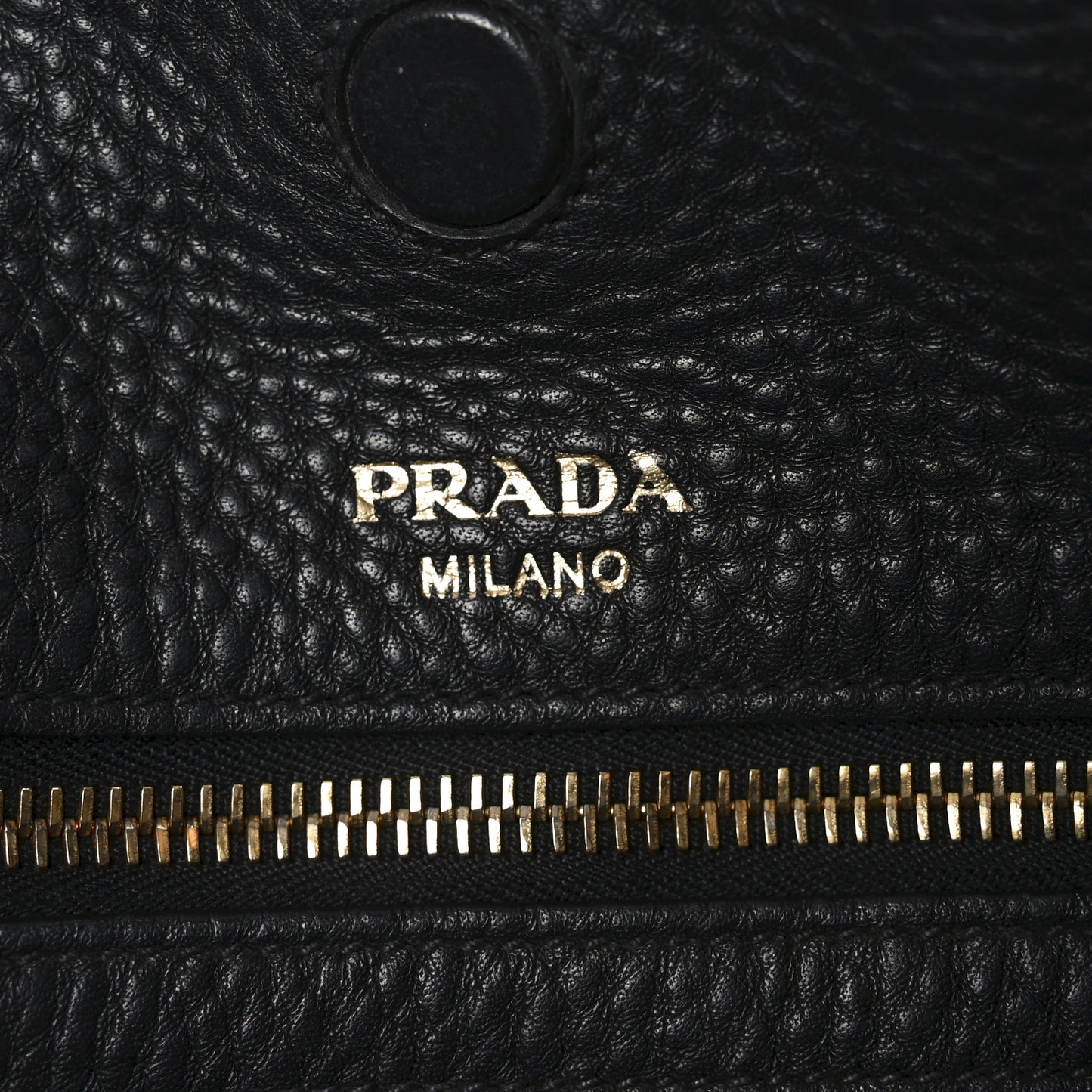 Vitello Daino Pocket Shopping Tote Black