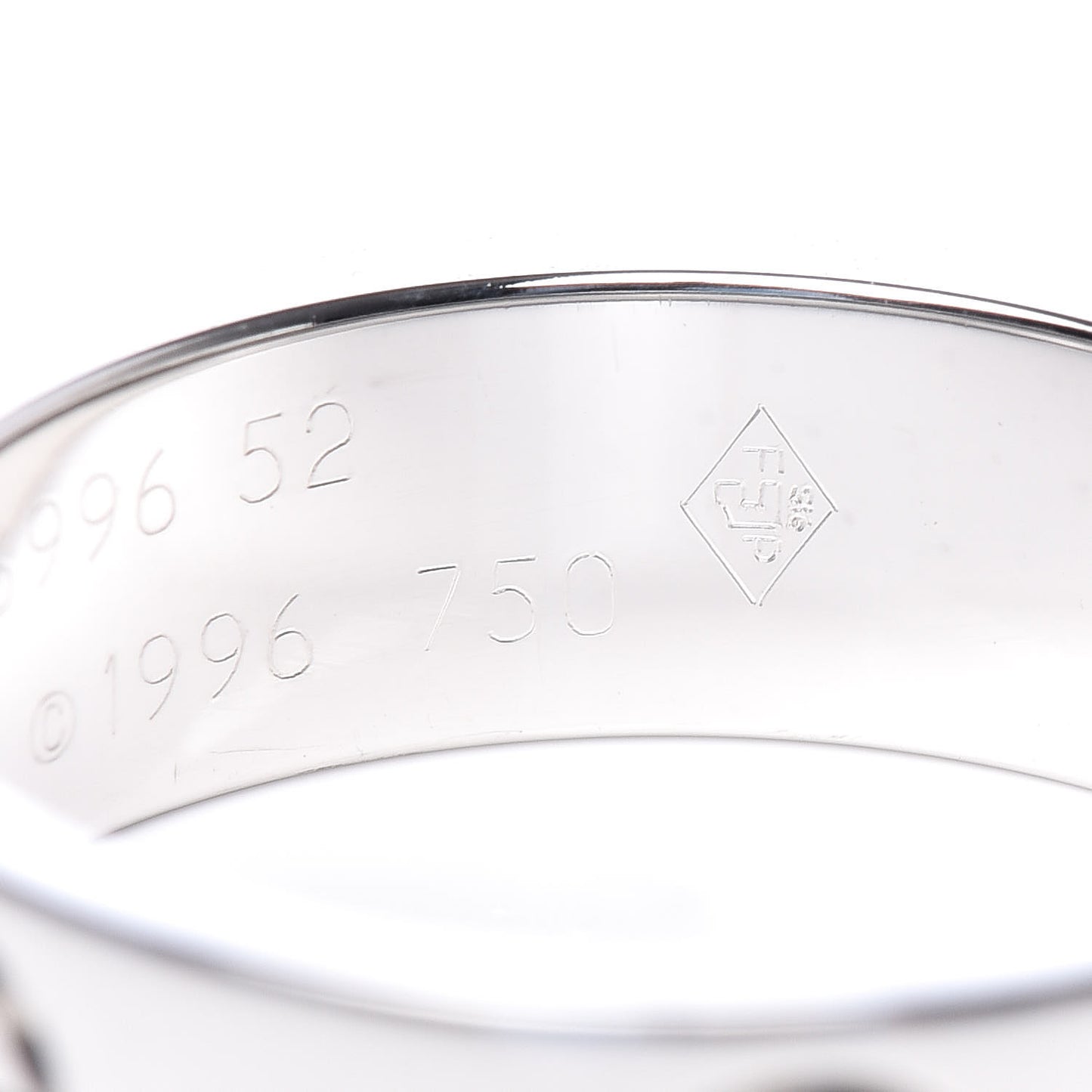 18K White Gold 5.5mm LOVE Ring 52 6