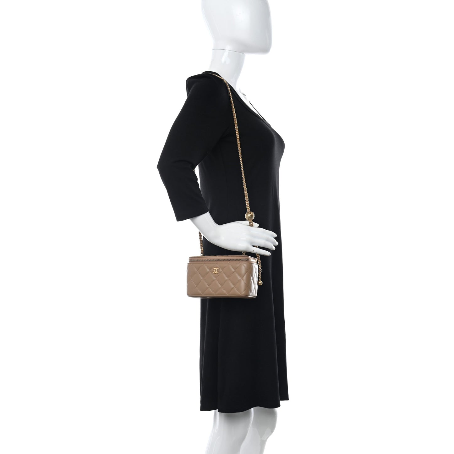 Lambskin Quilted Pearl Crush Small Vanity Case With Chain Beige
