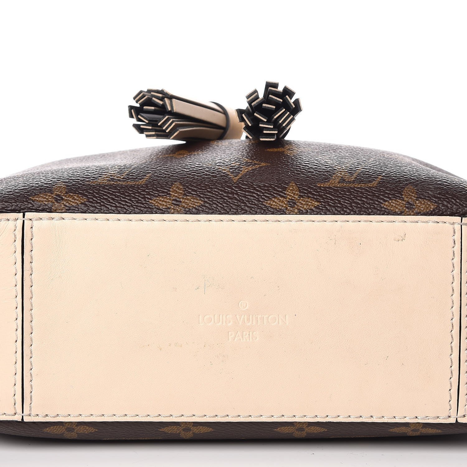 Louis Vuitton Monogram Saintonge Creme 10 of 10
