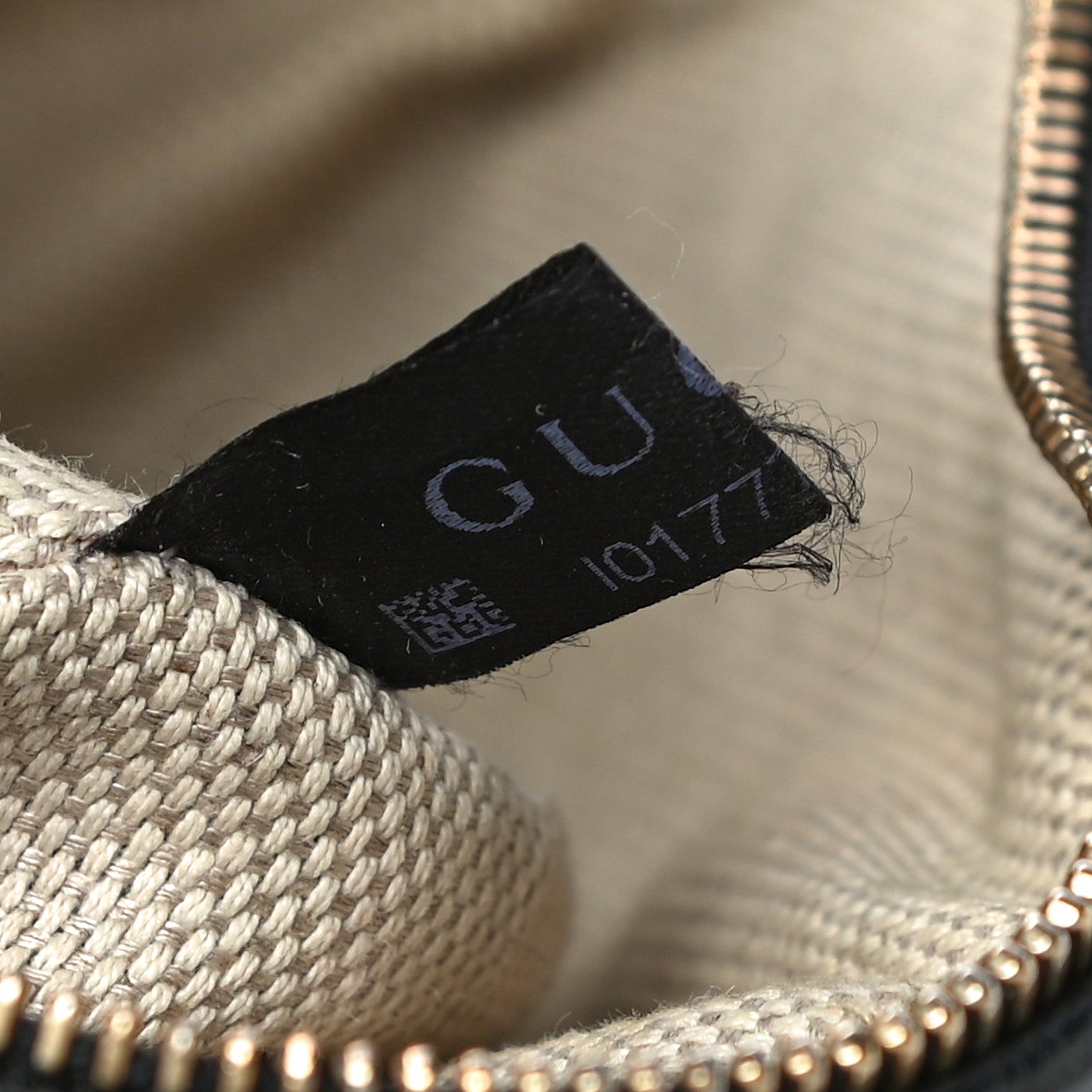 Gucci Pebbled Calfskin Mini Soho Chain Bag Black 9 of 12