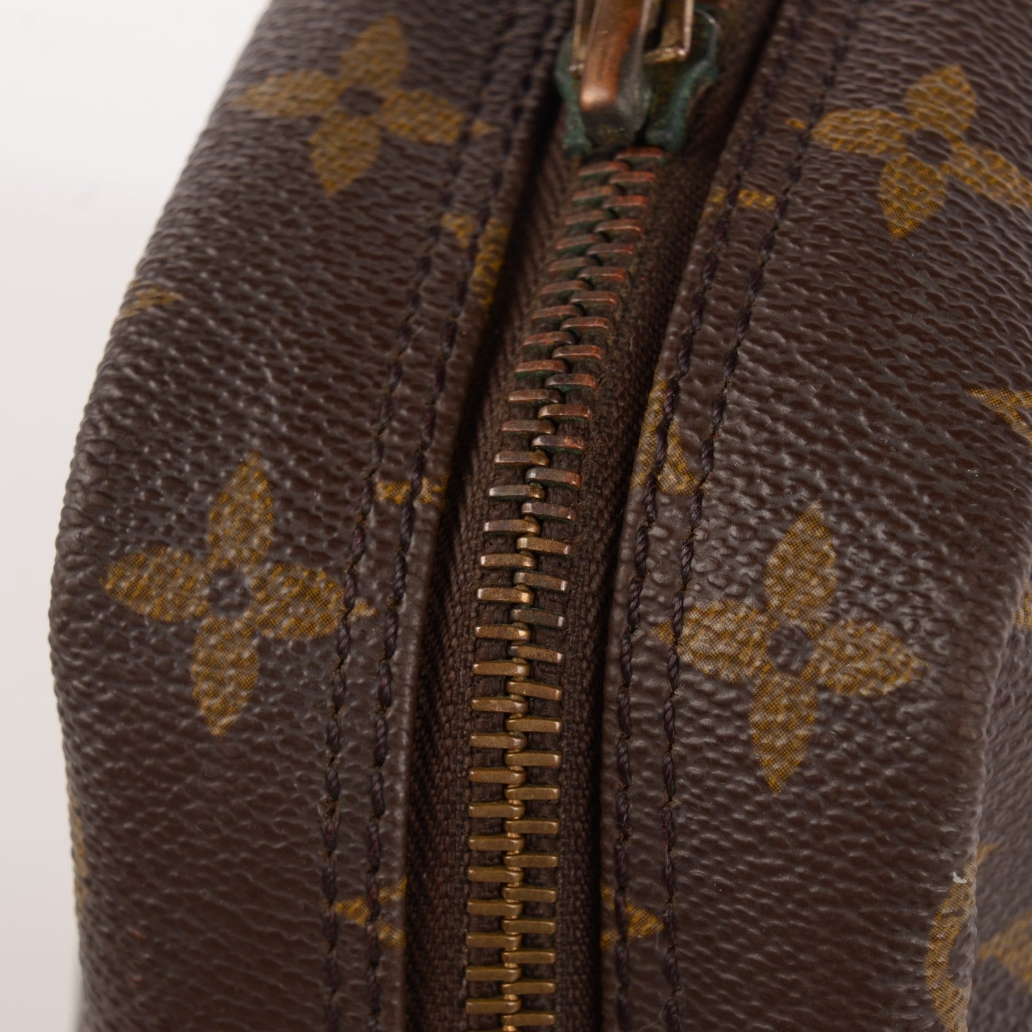 Louis Vuitton Monogram Trousse Toilette 28 2 of 10