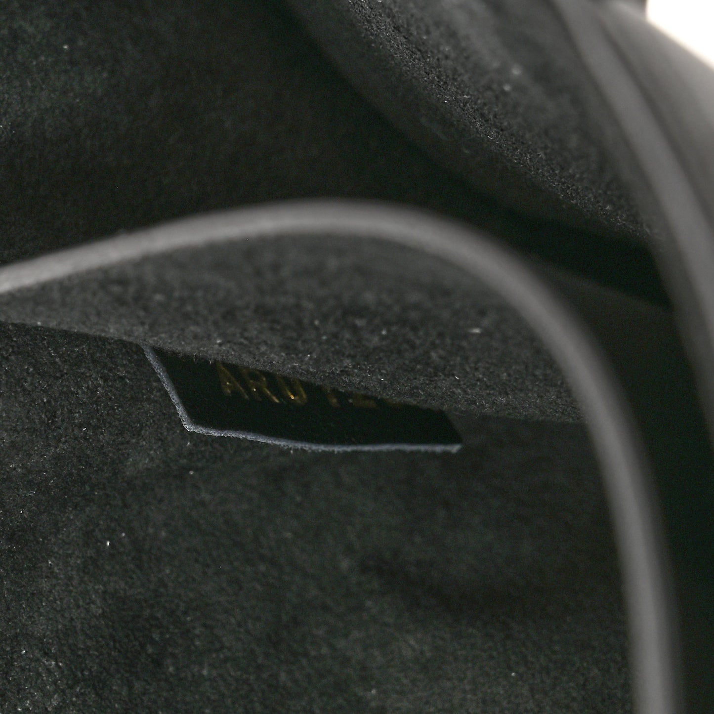 Calfskin Love Note Black