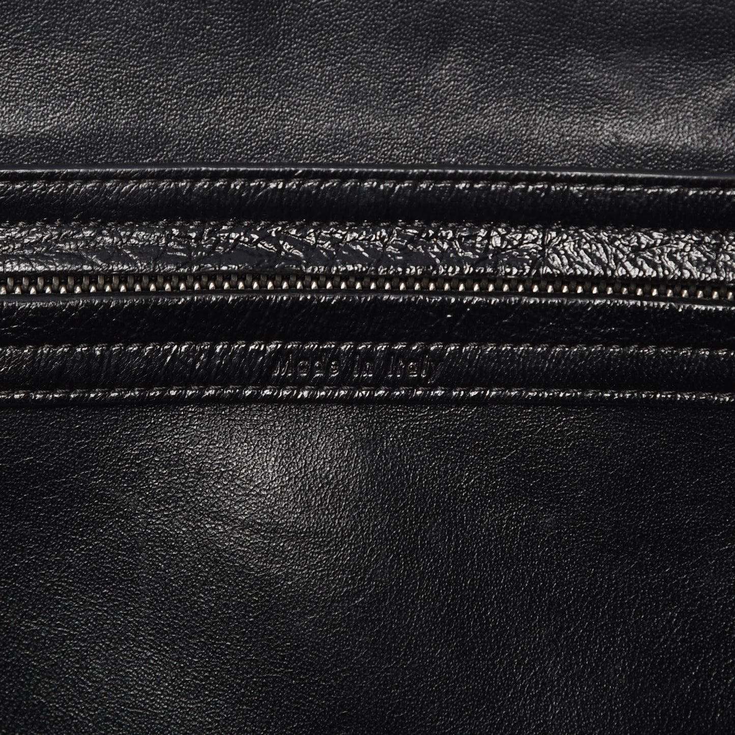 Shiny Goatskin Medium Phantom Luggage Black