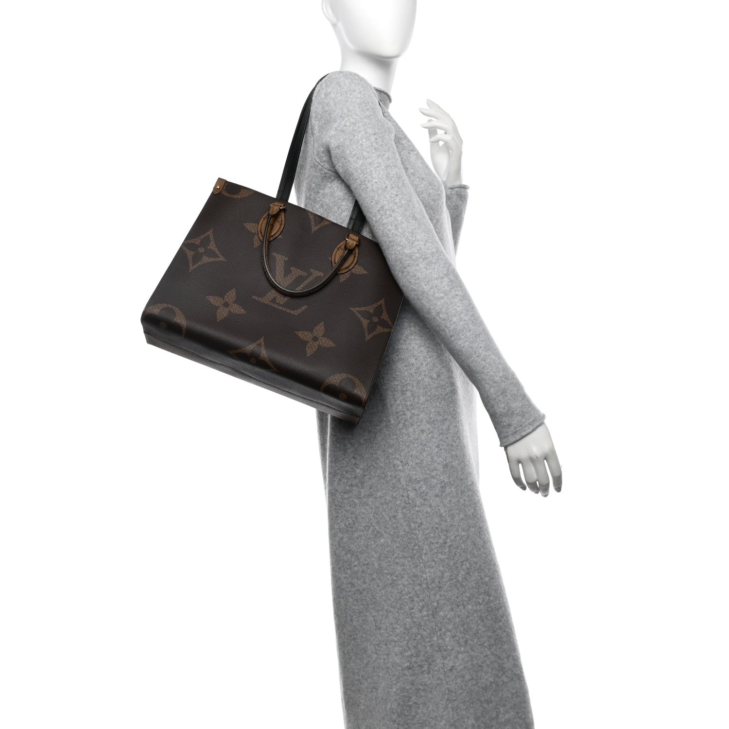Louis Vuitton Reverse Monogram Giant Onthego MM 2 of 9