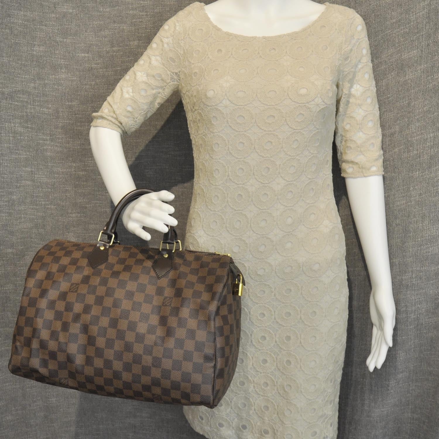 Louis Vuitton Damier Ebene Speedy 35 2 of 9