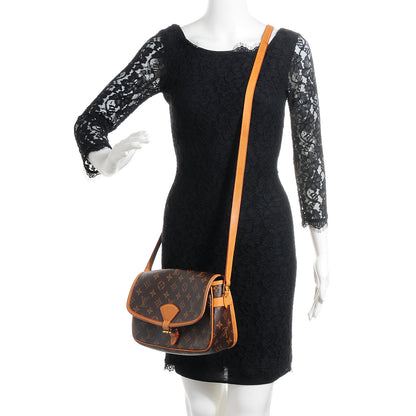 Louis Vuitton Monogram Sologne 2 of 7