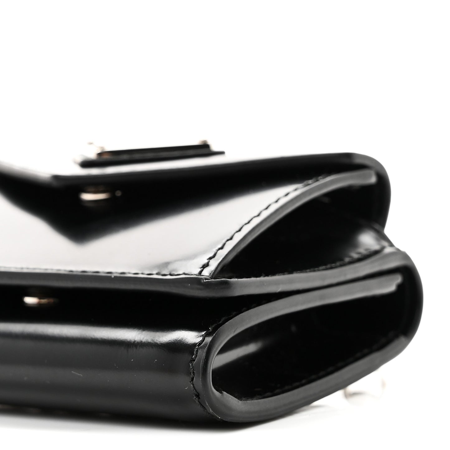 Spazzolato Chain Flap Card Holder Wallet Black