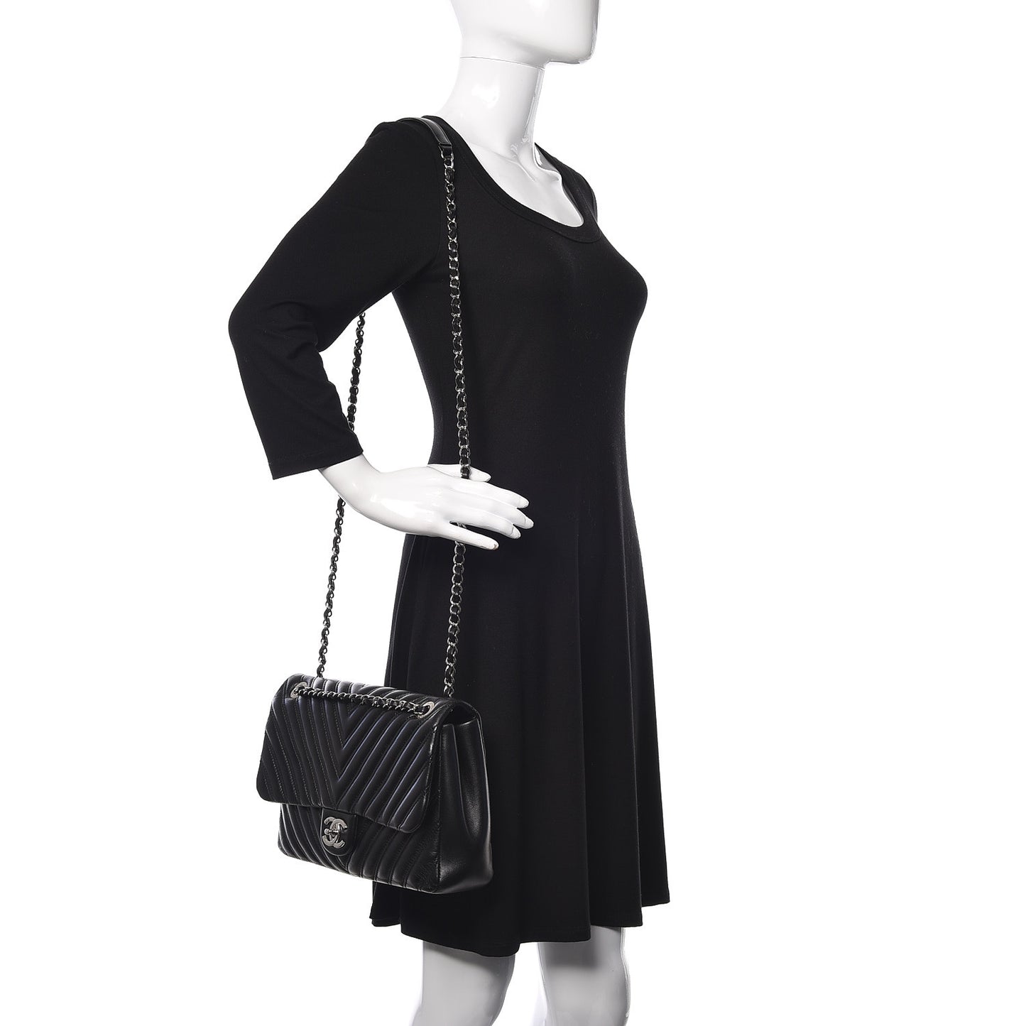 Lambskin Chevron Quilted Double Stitch Jumbo Single Flap Black