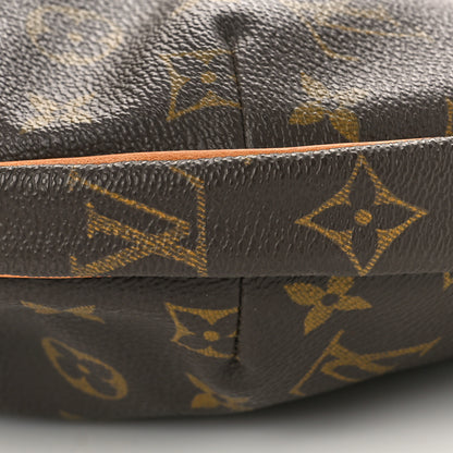 Louis Vuitton Monogram Croissant MM 8 of 11