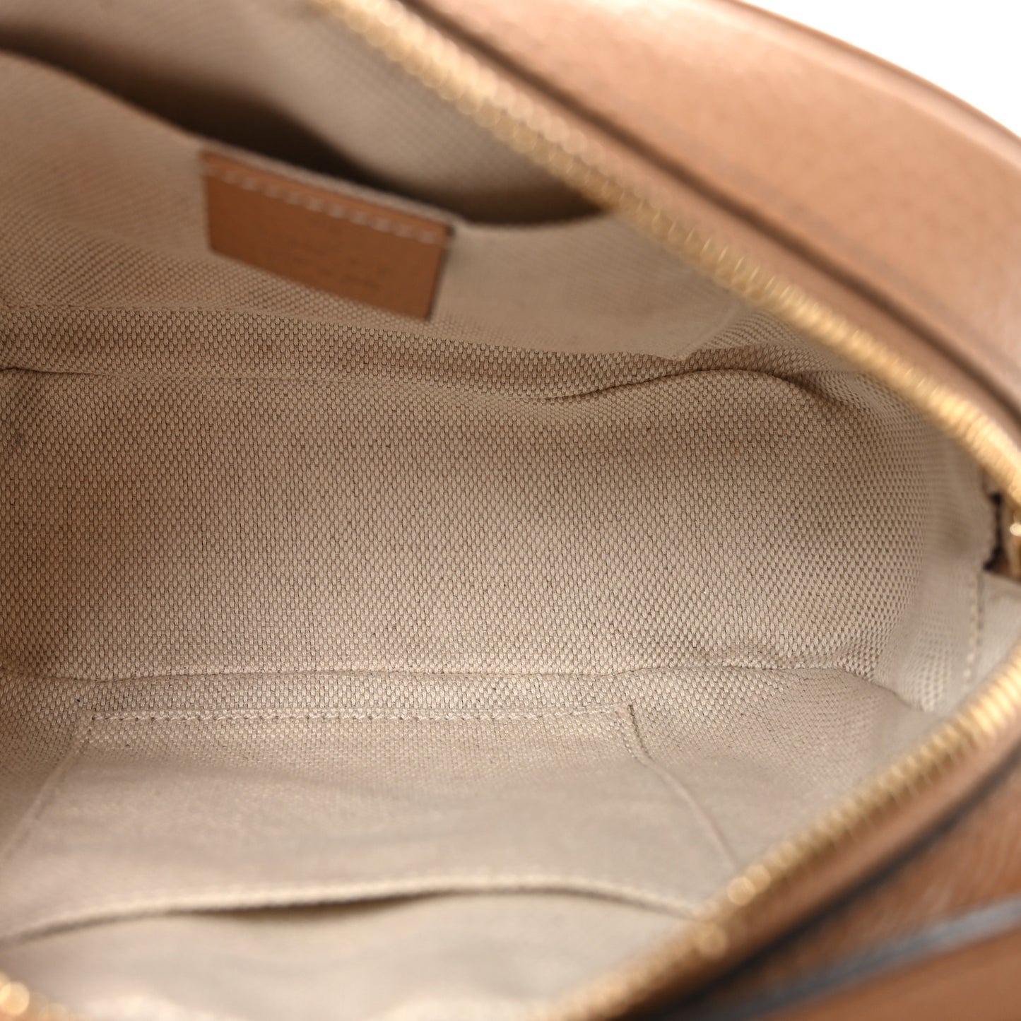 Pebbled Calfskin Small Soho Disco Bag Camelia