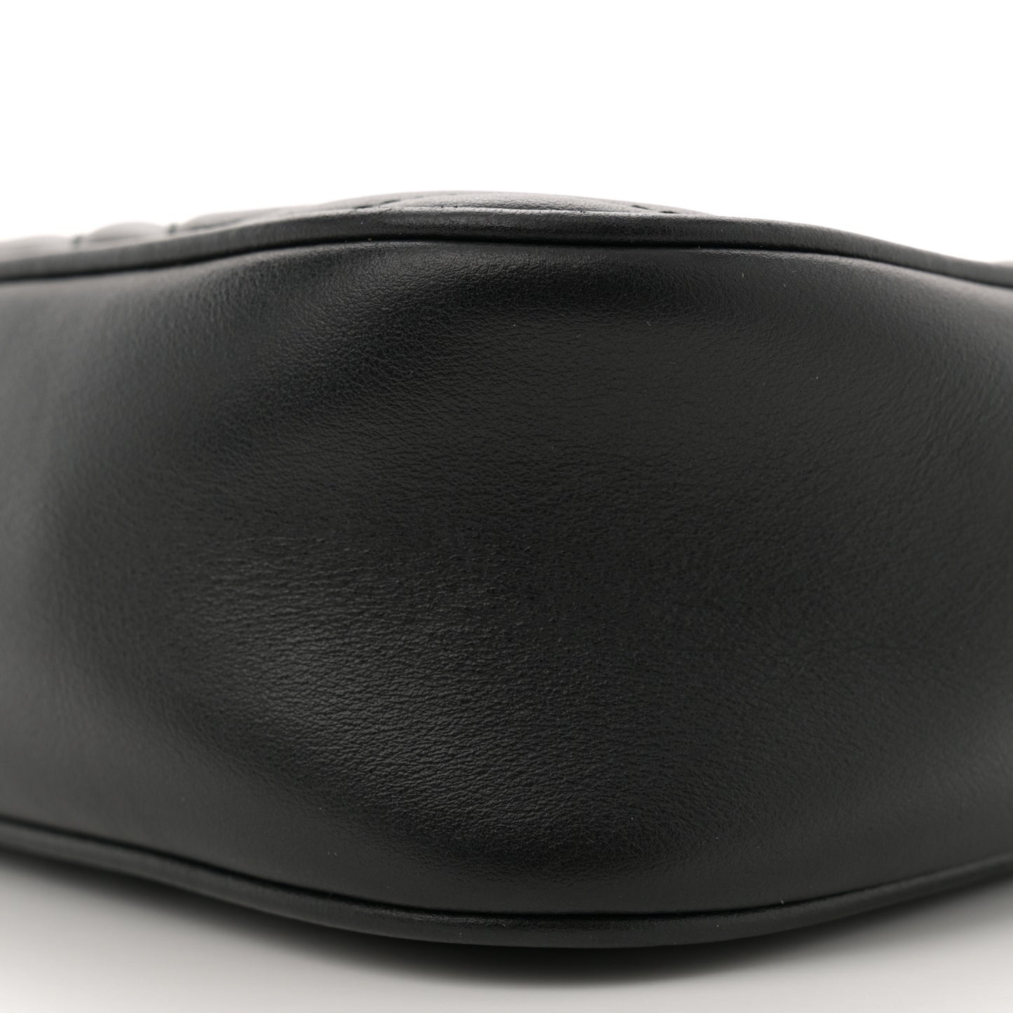 Calfskin Matelasse Small GG Marmont Chain Shoulder Bag Black