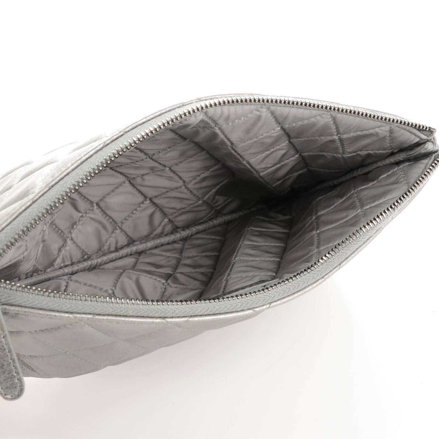 Metallic Lambskin Quilted Medium Cosmetic Case Silver