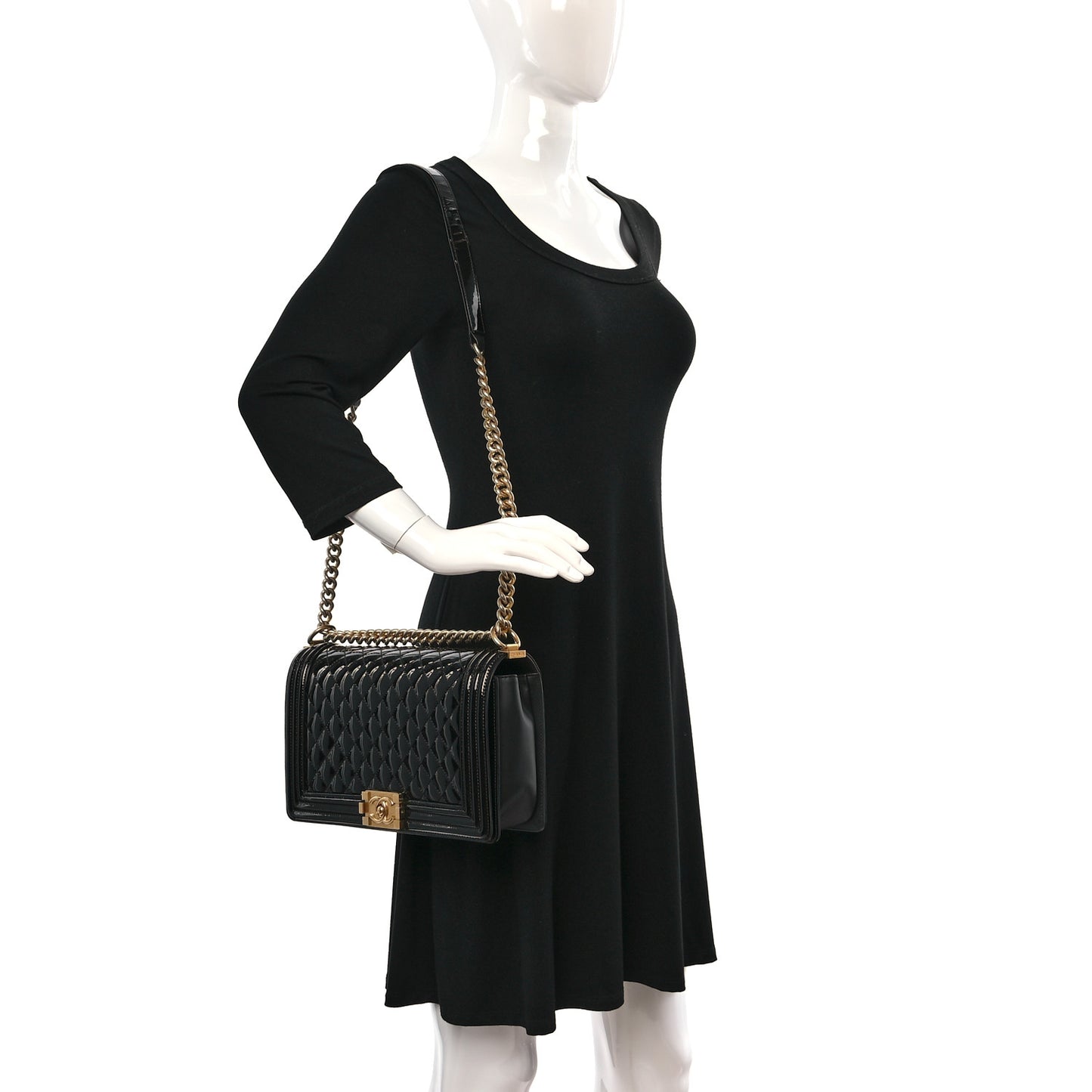 Patent Calfskin Quilted New Medium Boy Flap Black