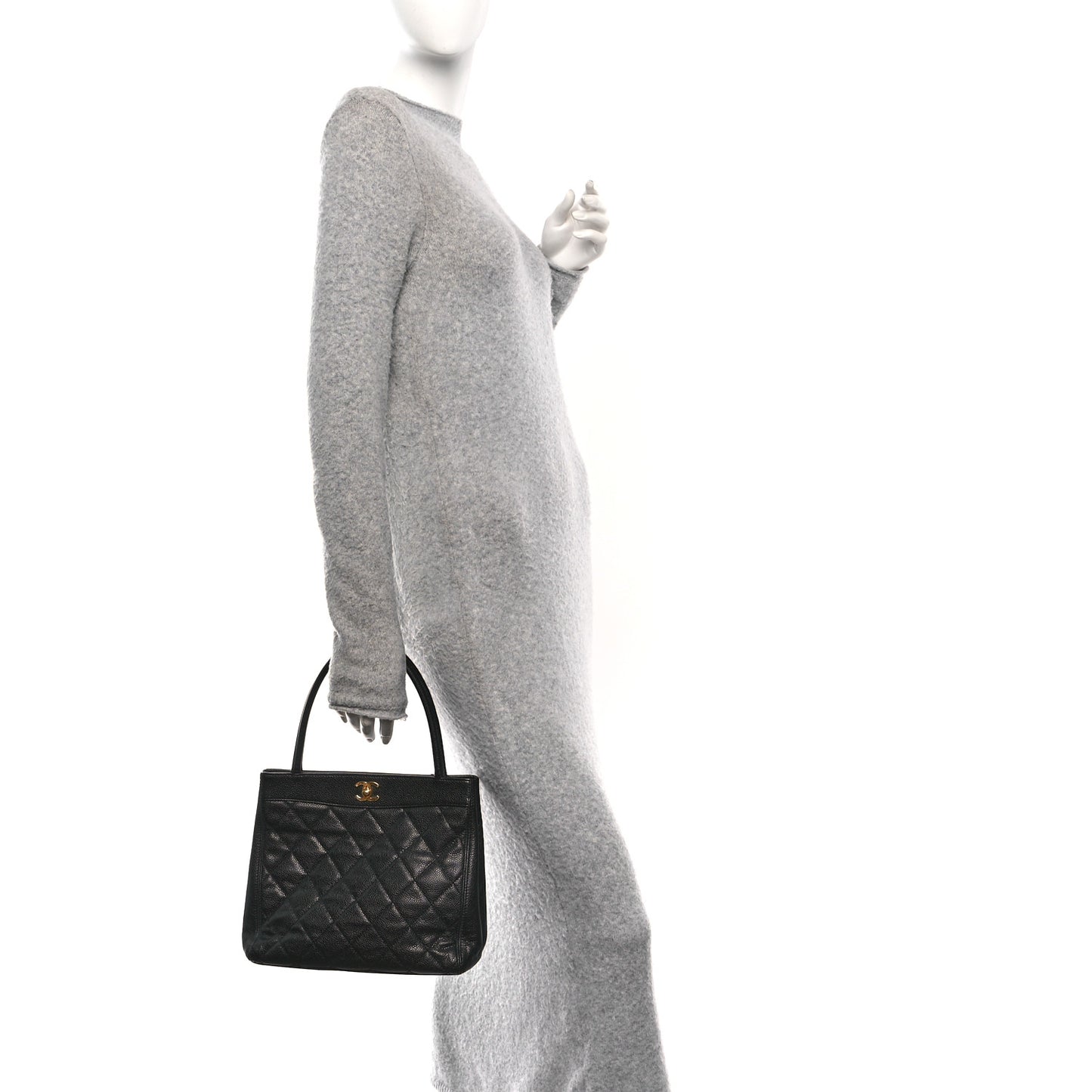 Caviar Quilted Shoulder Bag Black