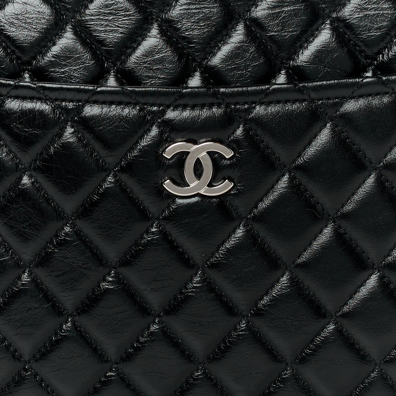 Chanel Aged Calfskin Quilted Large Working Vibe Camera Case Black 8 of 10