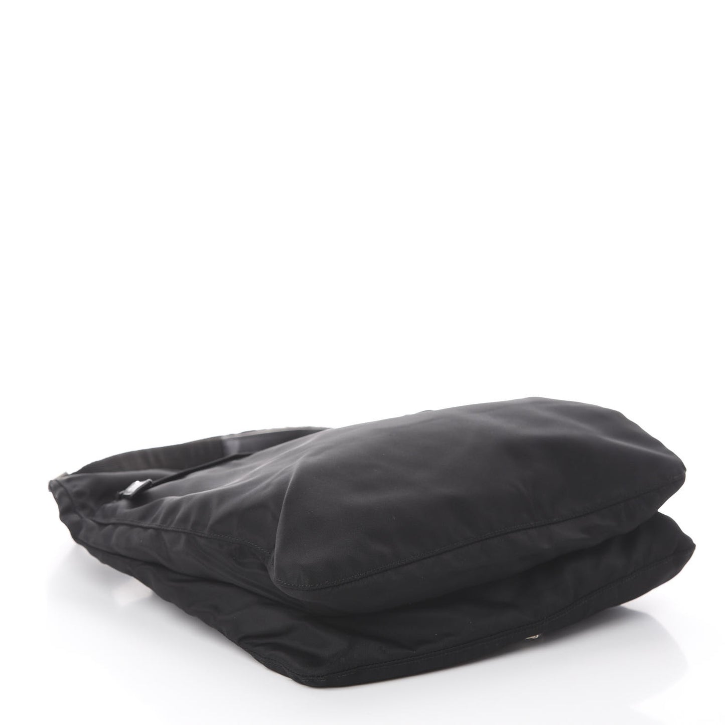 Nylon Flat Messenger Bag Black