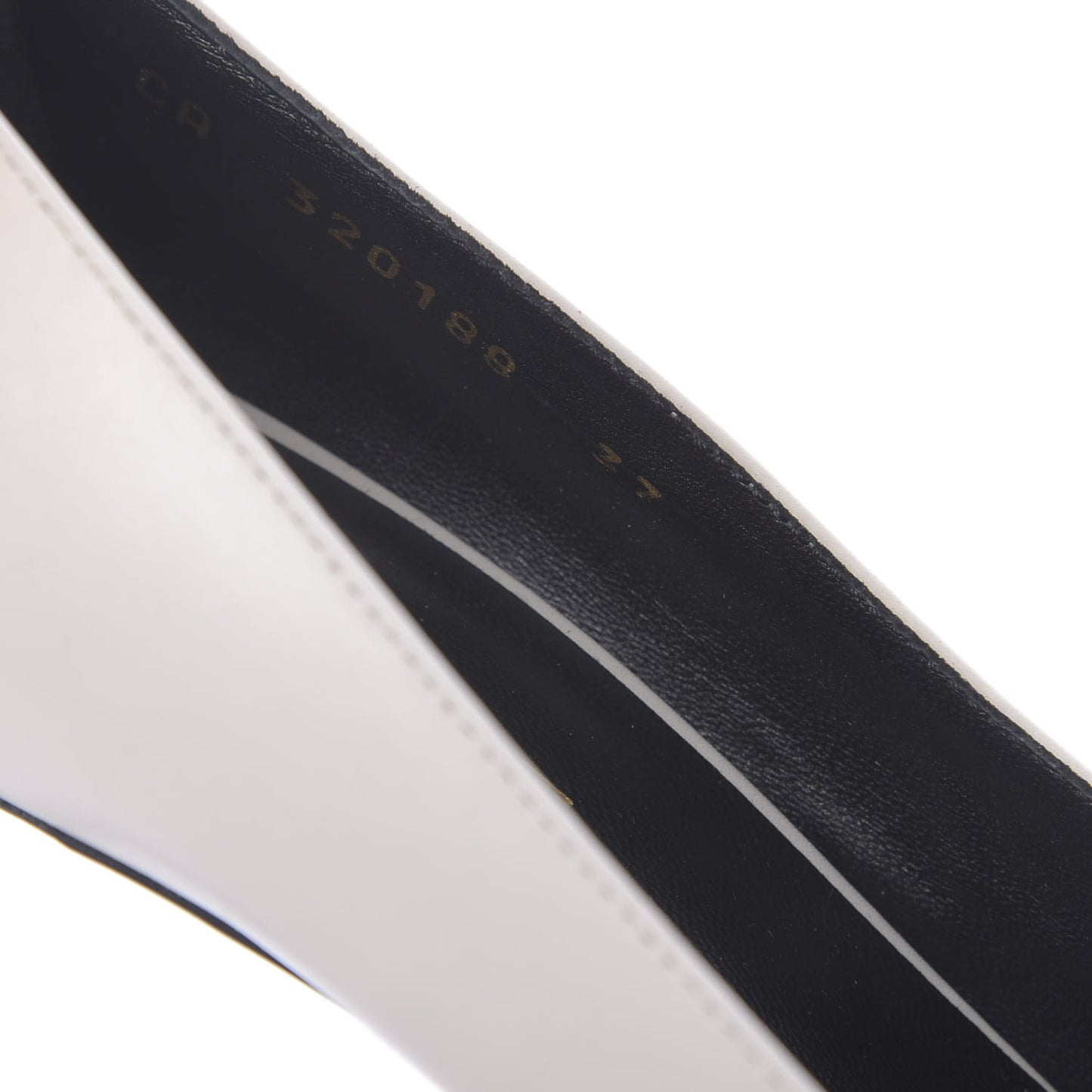 Calfskin Bi-Color Cap Toe Pumps 37 Porcellana Black