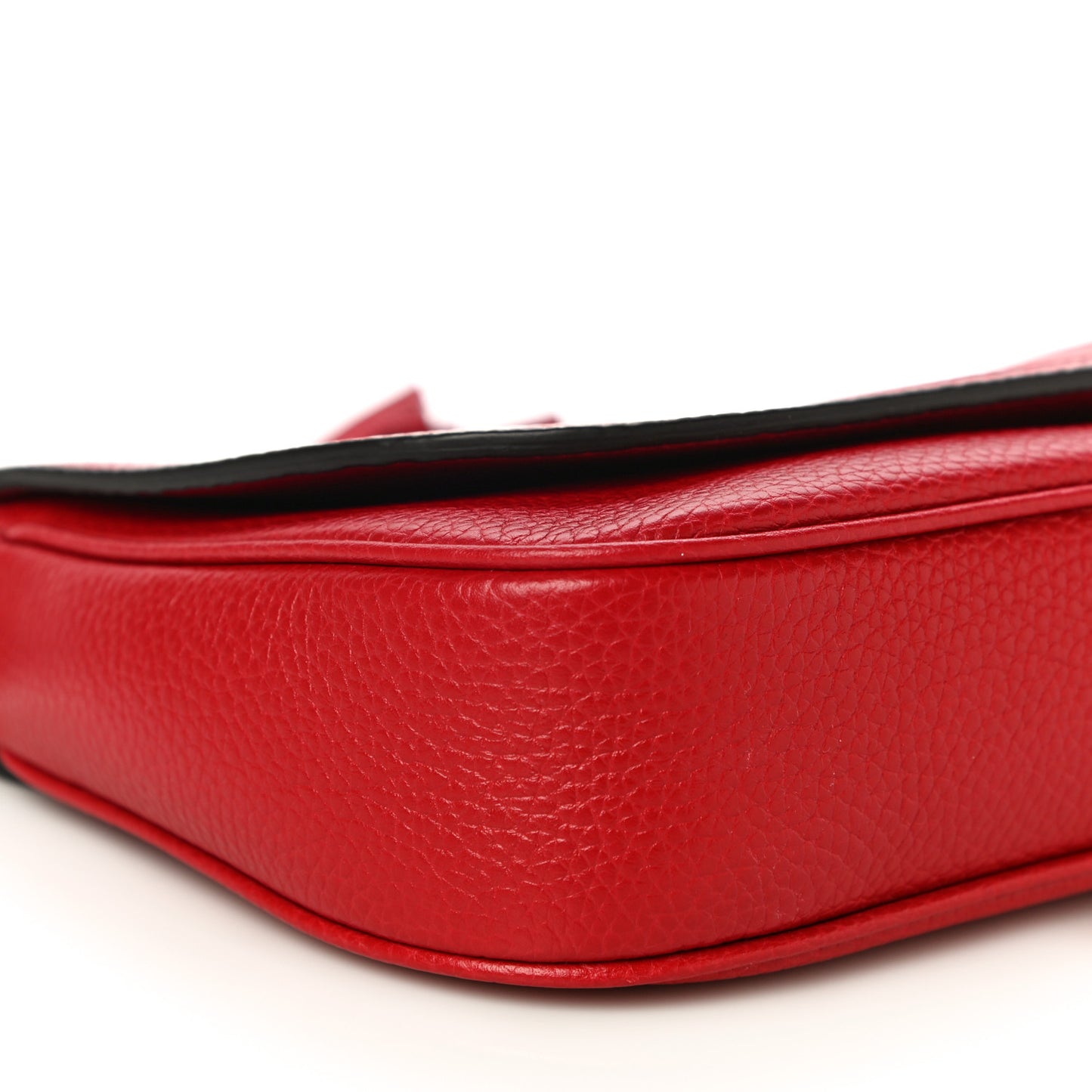 Pebbled Calfskin Medium Soho Flap Crossbody Vibrant Red