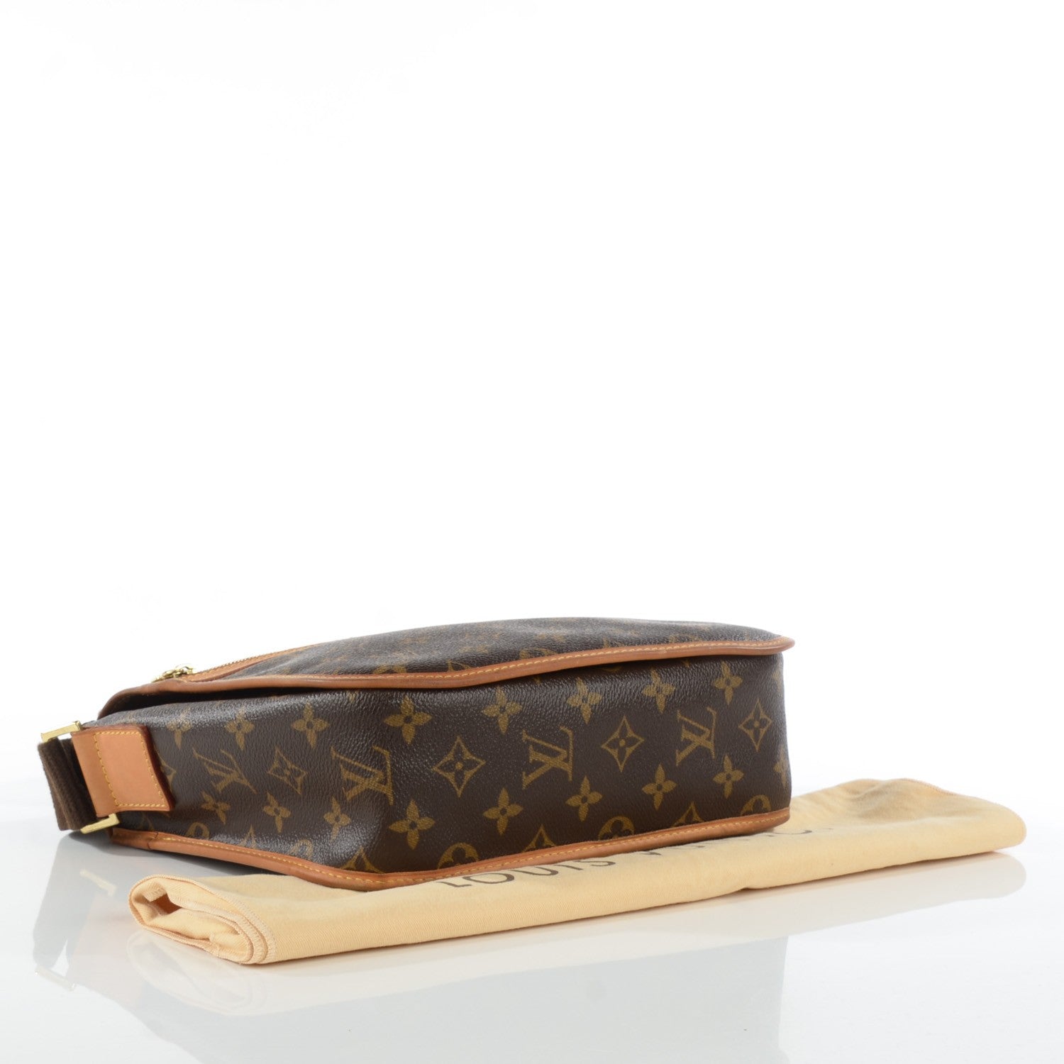Louis Vuitton Monogram Bosphore PM Messenger 18 of 28