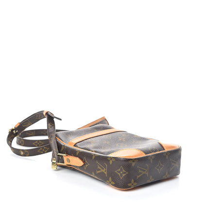 Louis Vuitton Monogram Danube 21 4 of 9