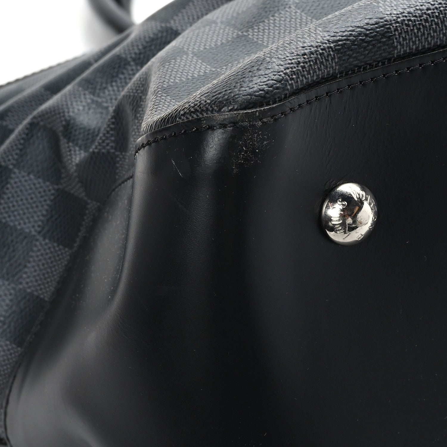 Louis Vuitton Damier Graphite Neo Greenwich 6 of 9