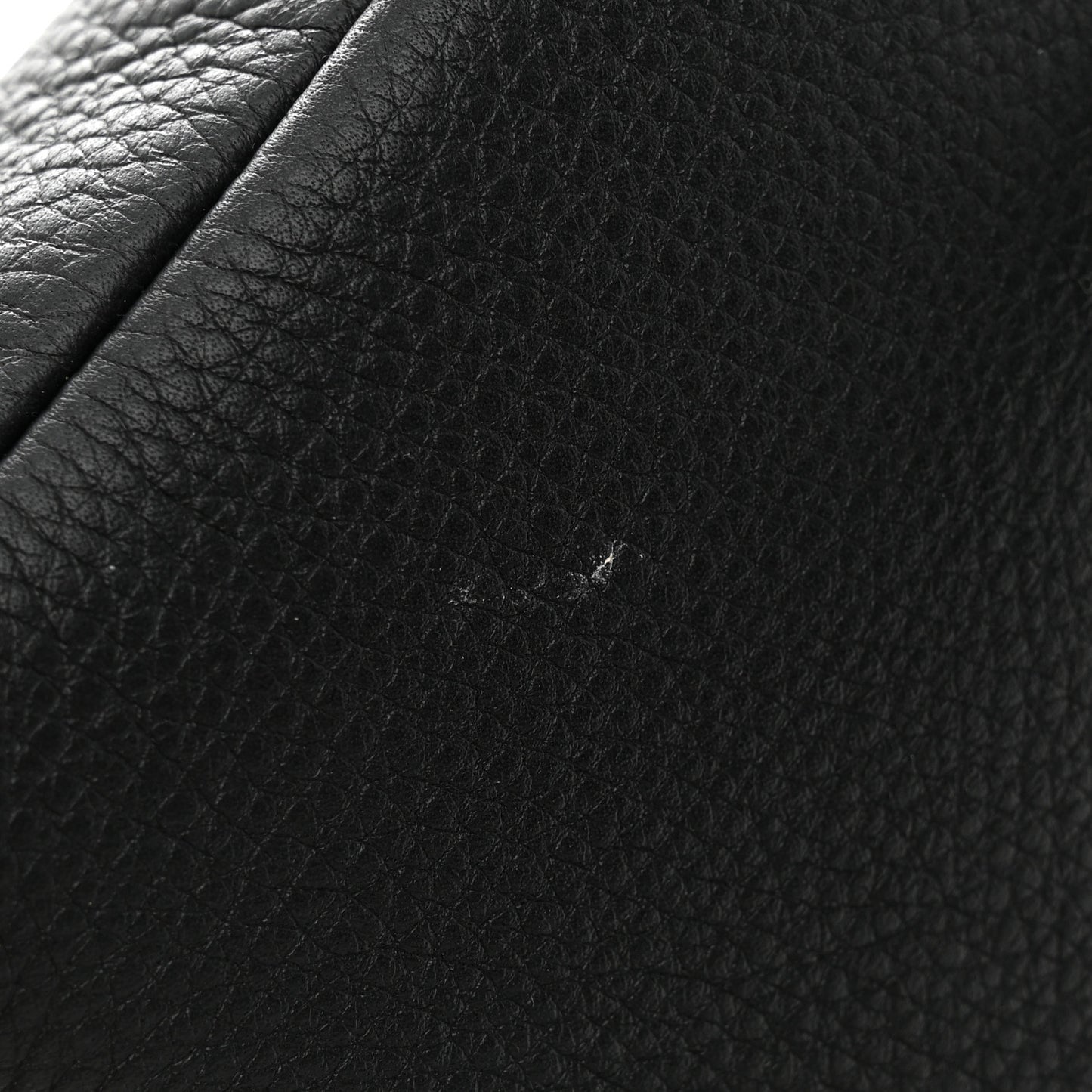 Grained Calfskin L19 Extra Pocket Pouch Black