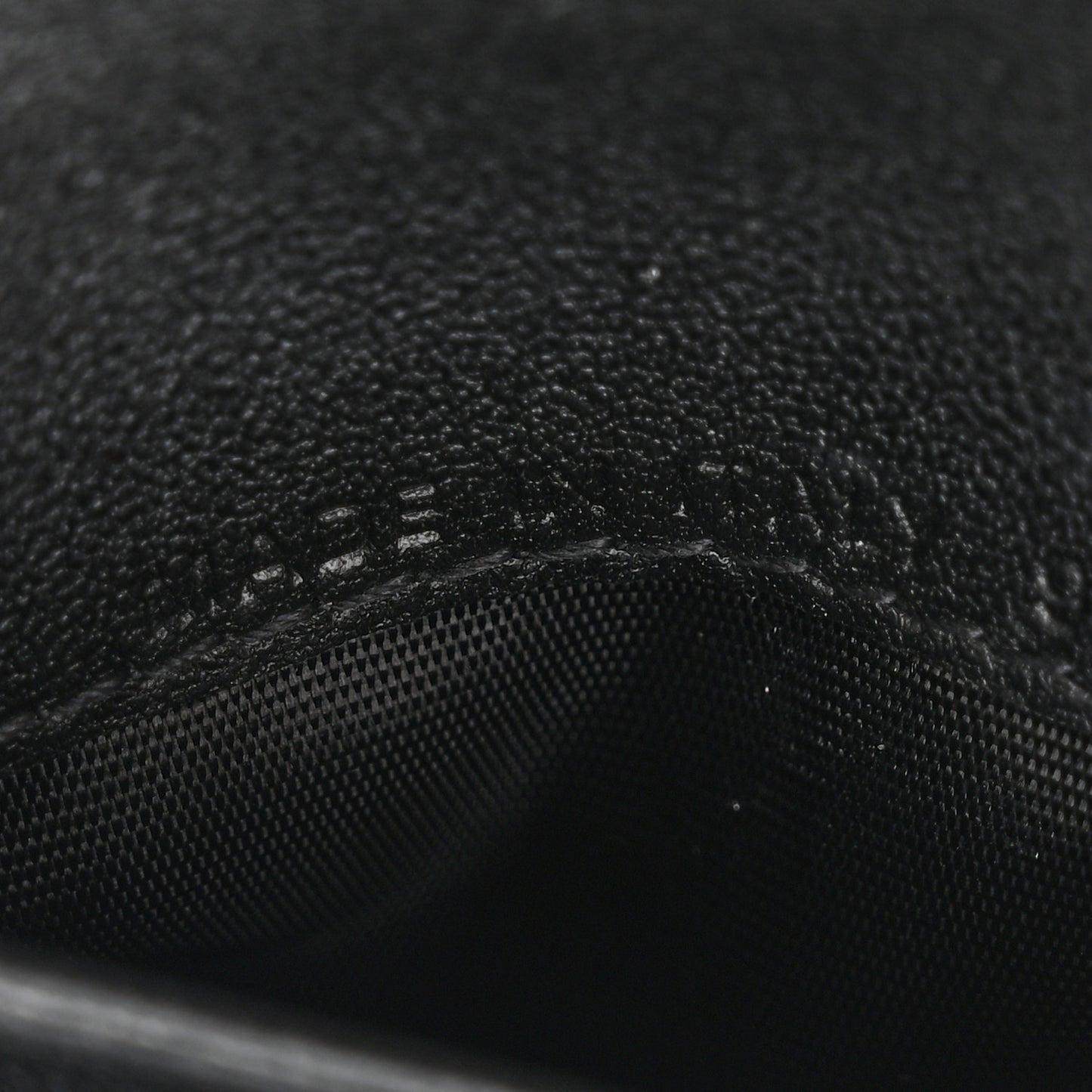 Grained Calfskin Supple Cannage Caro Dahlia Wallet Black