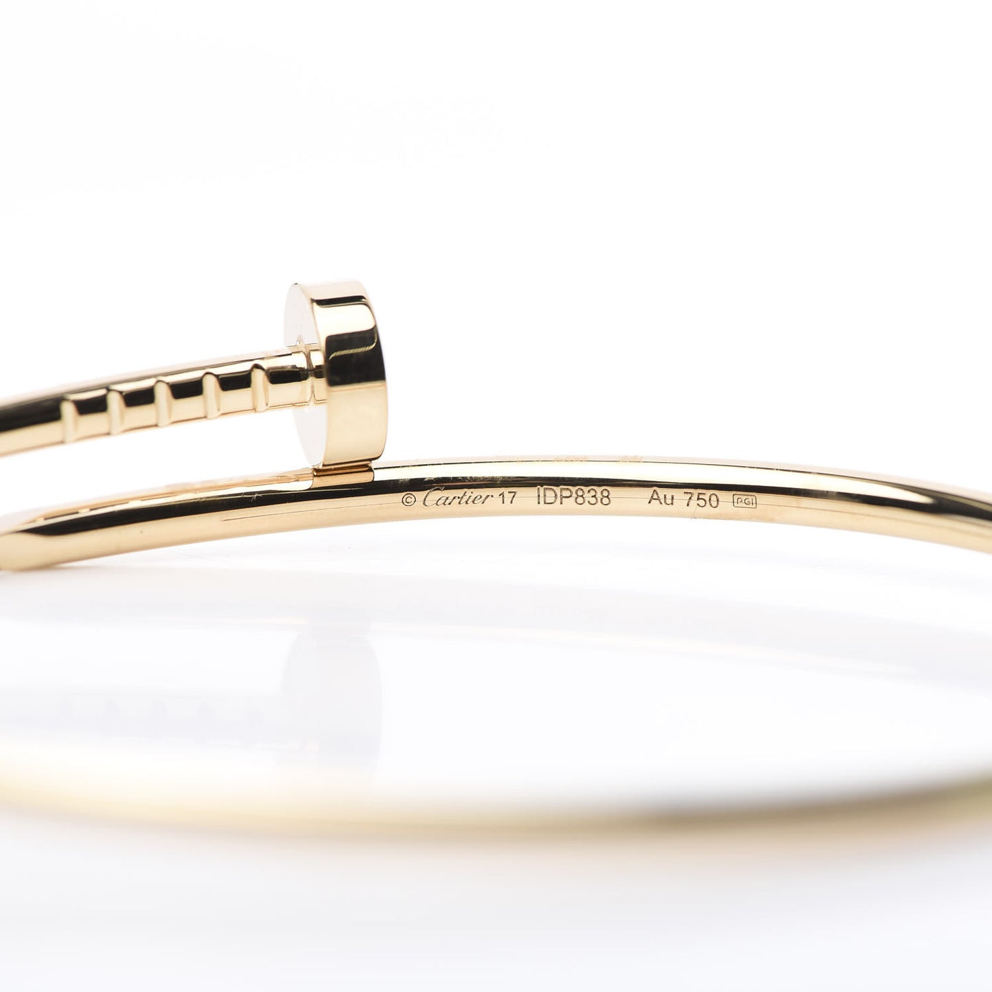 18K Yellow Gold Small Juste Un Clou Bracelet 17