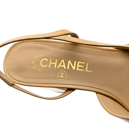 Chanel Goatskin Grosgrain Cap Toe CC Slingback Pumps 38 Beige Black 6 of 11