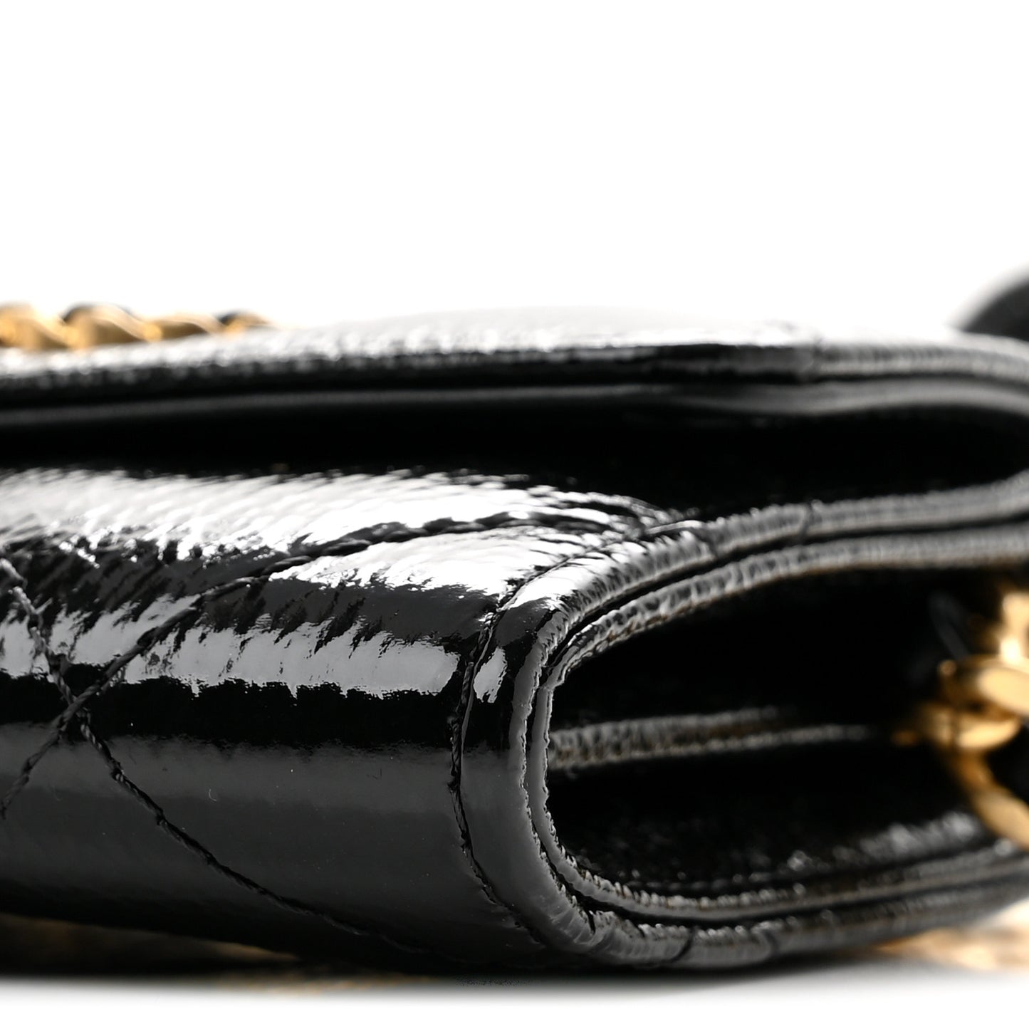Shiny Crumpled Calfskin Quilted Chanel 19 Flap Coin Purse With Chain Black