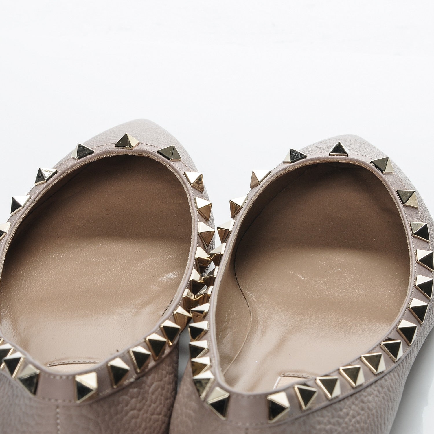 Valentino Garavani Pebbled Calfskin Rockstud Ballerina Flats 37.5 Poudre 7 of 8