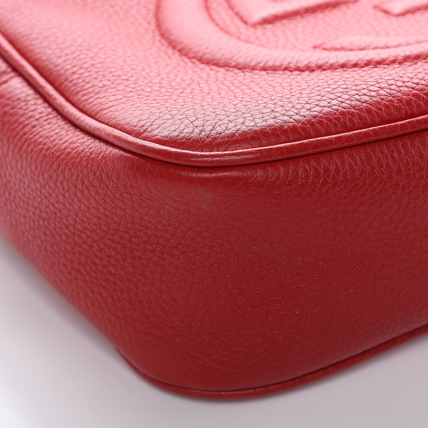 Gucci Pebbled Calfskin Small Soho Disco Bag Tabasco Red 8 of 14