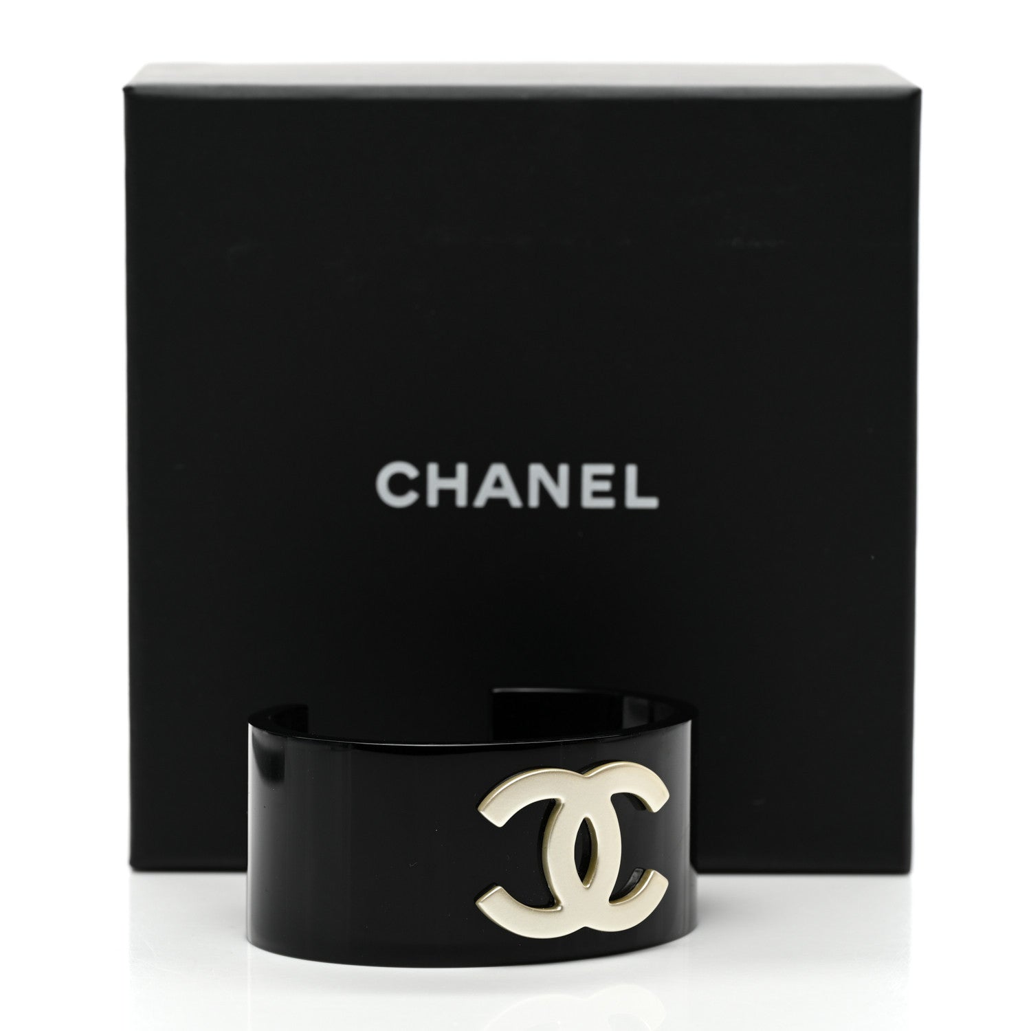 Chanel Resin CC Cuff Gold Black 5 of 5