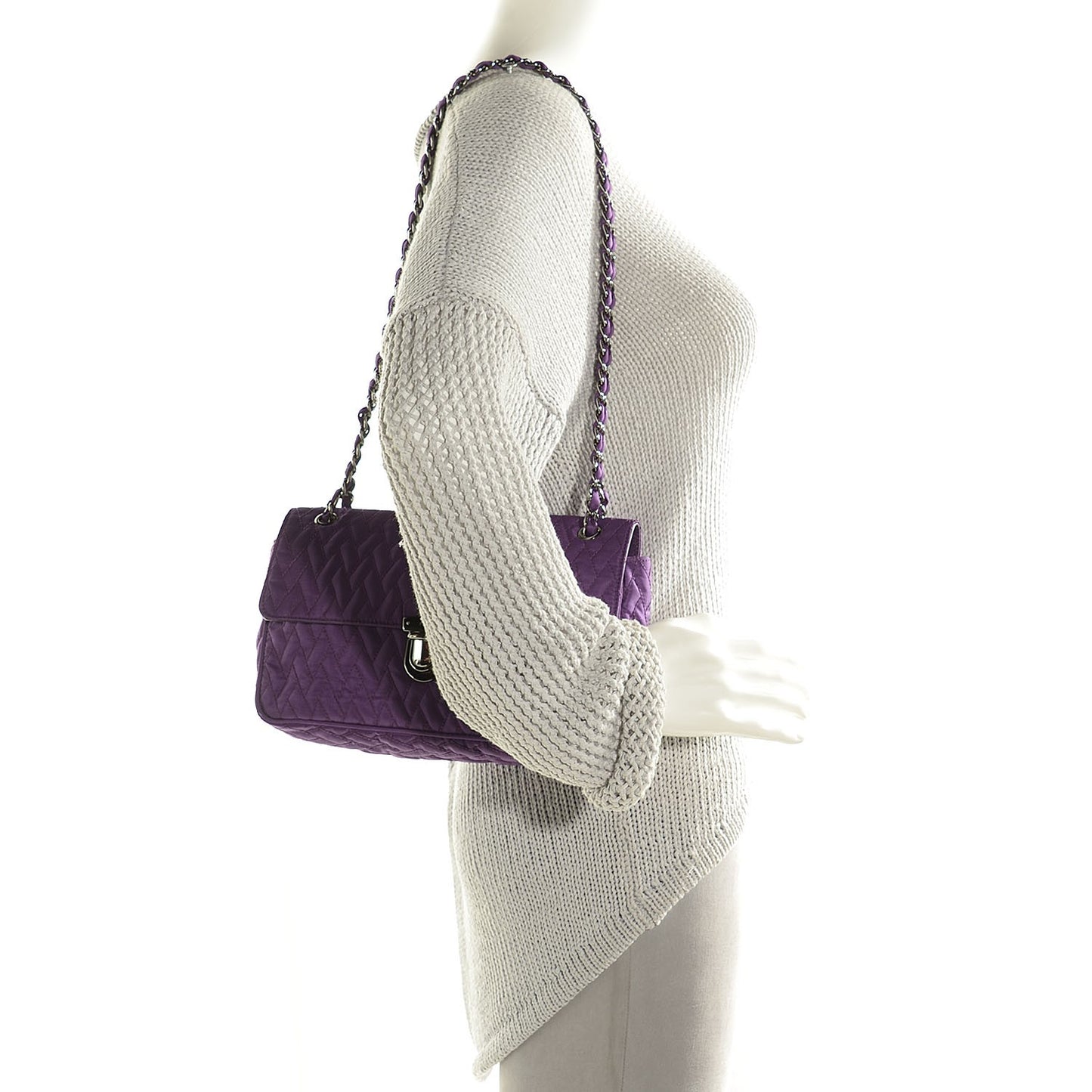 Nylon Tessuto Impuntu Quilted Flap Anemone