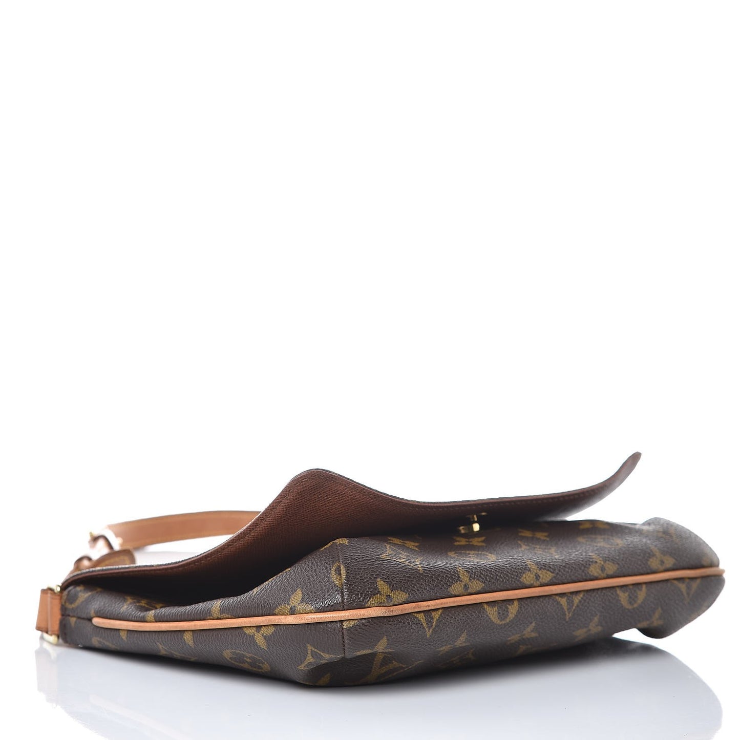 Monogram Musette Tango
