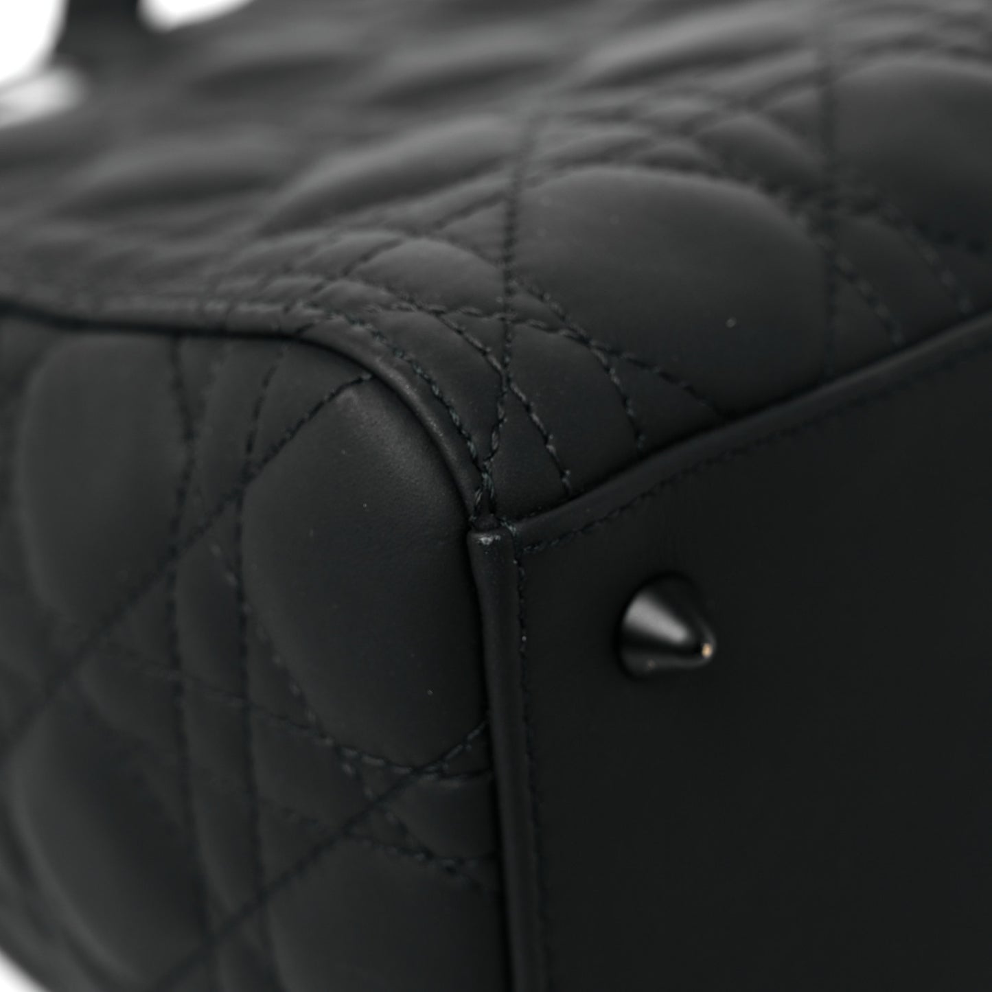 Ultra Matte Calfskin Cannage Medium Lady Dior Black