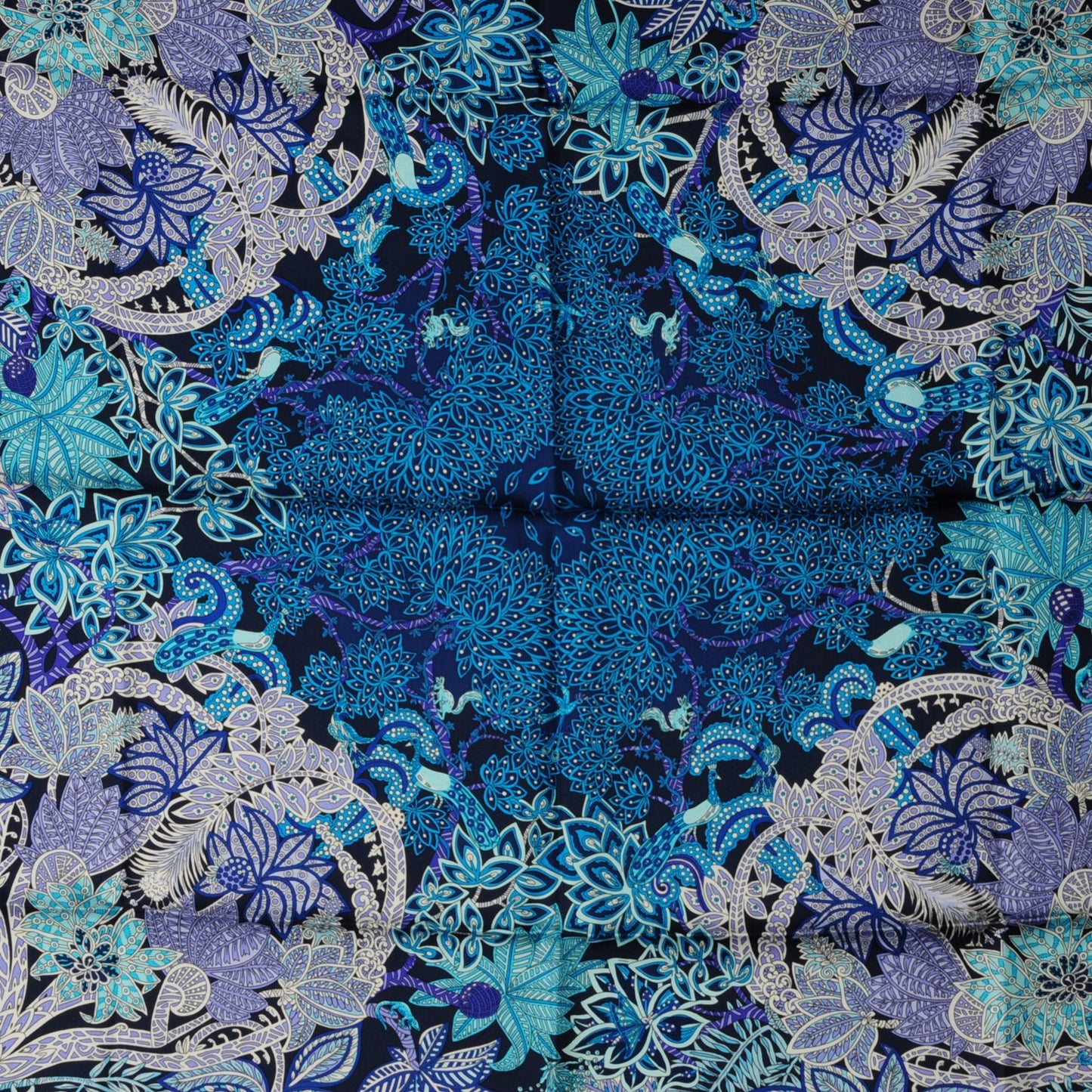 Silk Maitre de la Foret Scarf 90 Marine Lavande Turquoise
