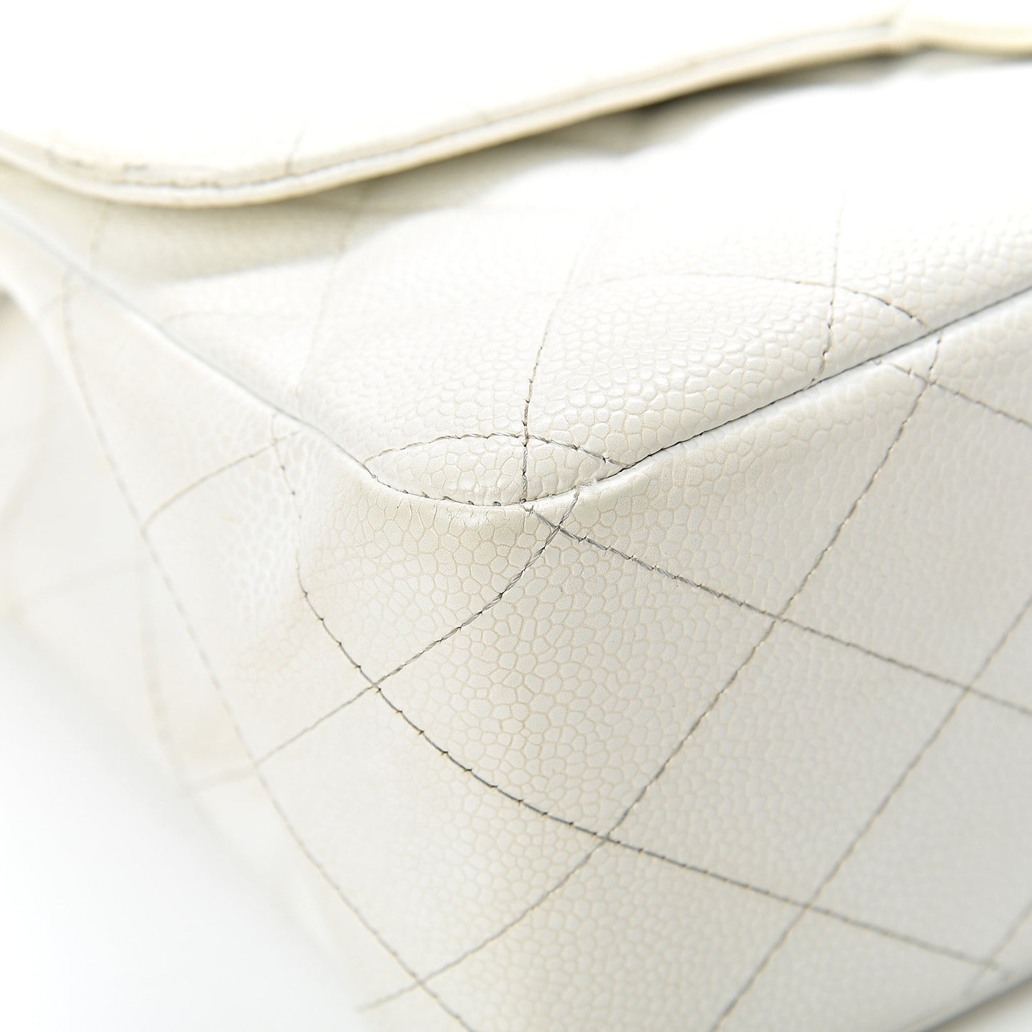 Caviar Quilted Jumbo Single Flap White