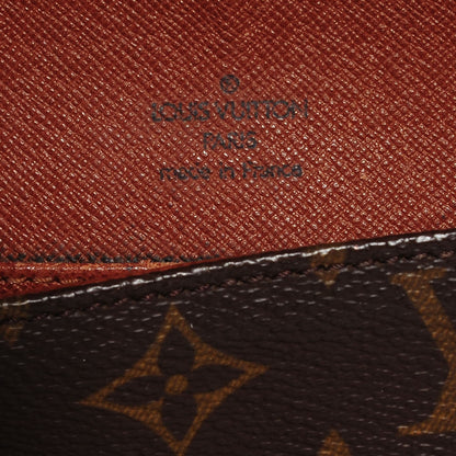 Louis Vuitton Monogram Saint Cloud 12 4 of 7