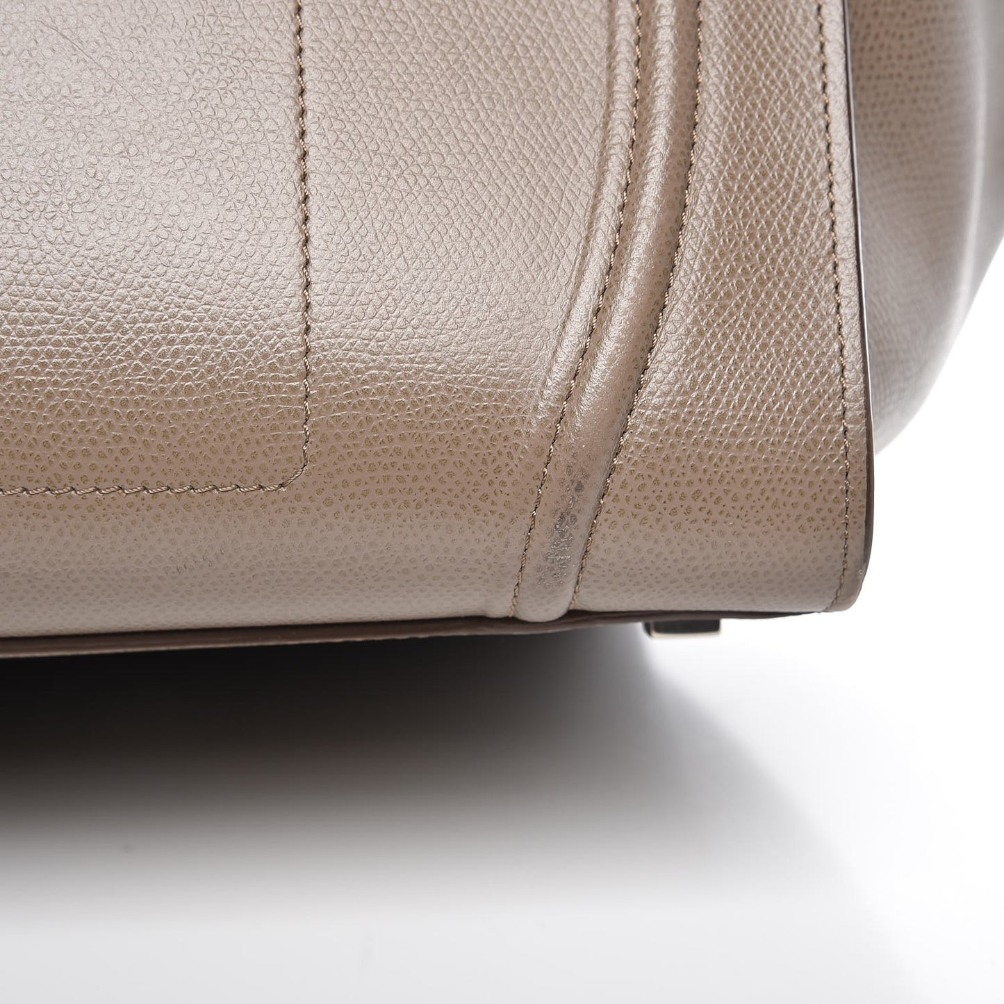 Grained Calfskin Medium Phantom Luggage Taupe