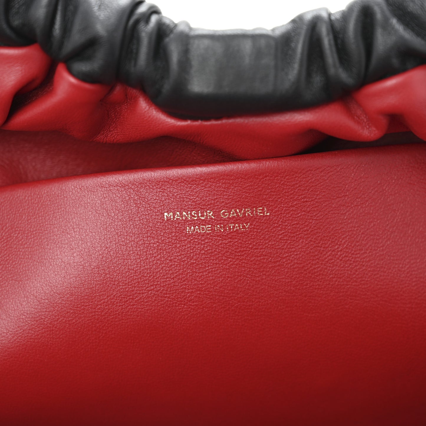 Lambskin Cloud Clutch Black Flamma