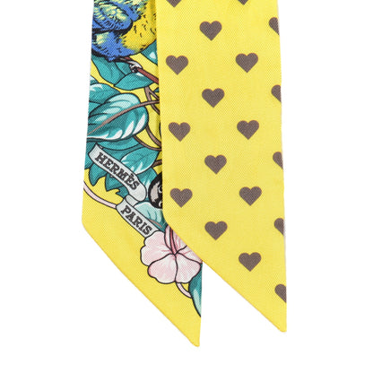 Hermes Silk Jungle Love Love Twilly Jaune Vif Canard 2 of 3