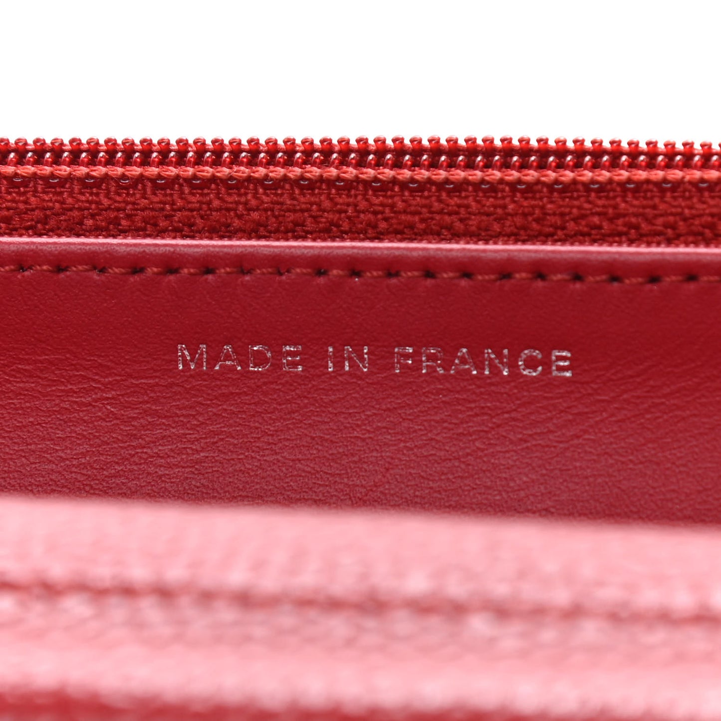 Caviar Quilted Wallet On Chain WOC Red