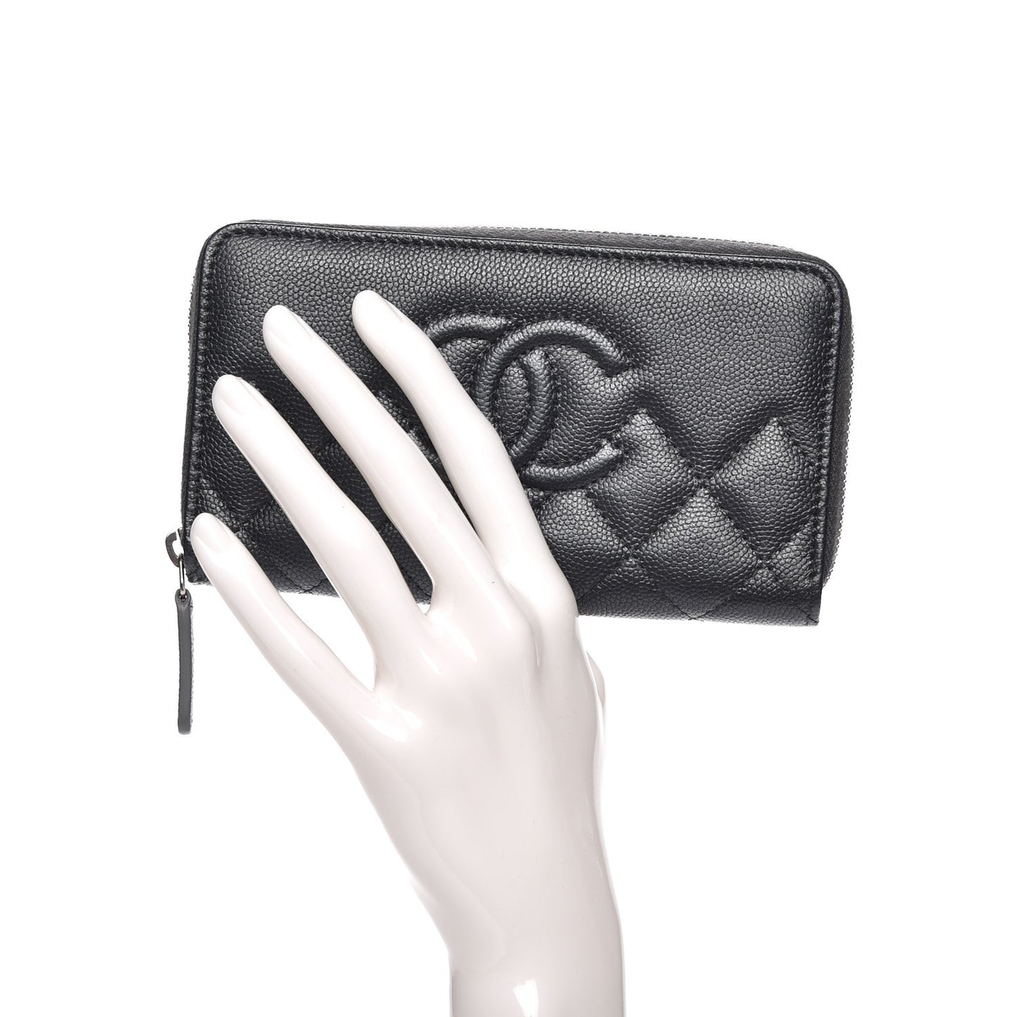 Metallic Caviar Quilted Medium Zip Around Wallet Black