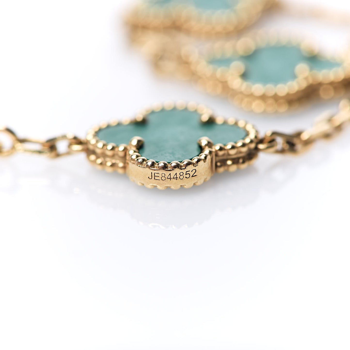 18K Yellow Gold Malachite 5 Motifs Vintage Alhambra Bracelet