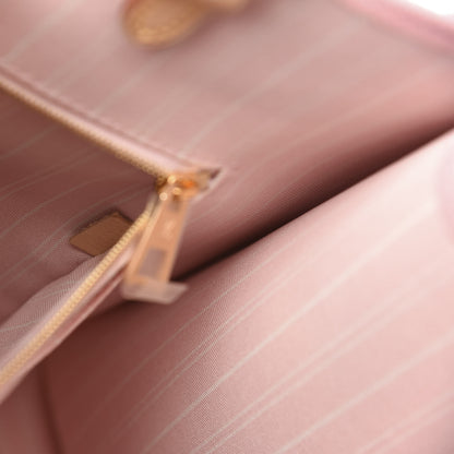 Louis Vuitton Monogram Giant By The Pool Onthego GM Light Pink 8 of 12