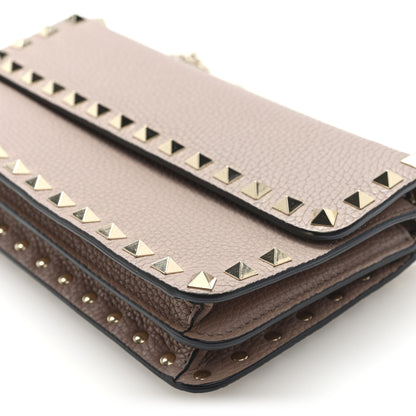 Valentino Garavani Grainy Calfskin Rockstud Chain Pouch Poudre 9 of 9